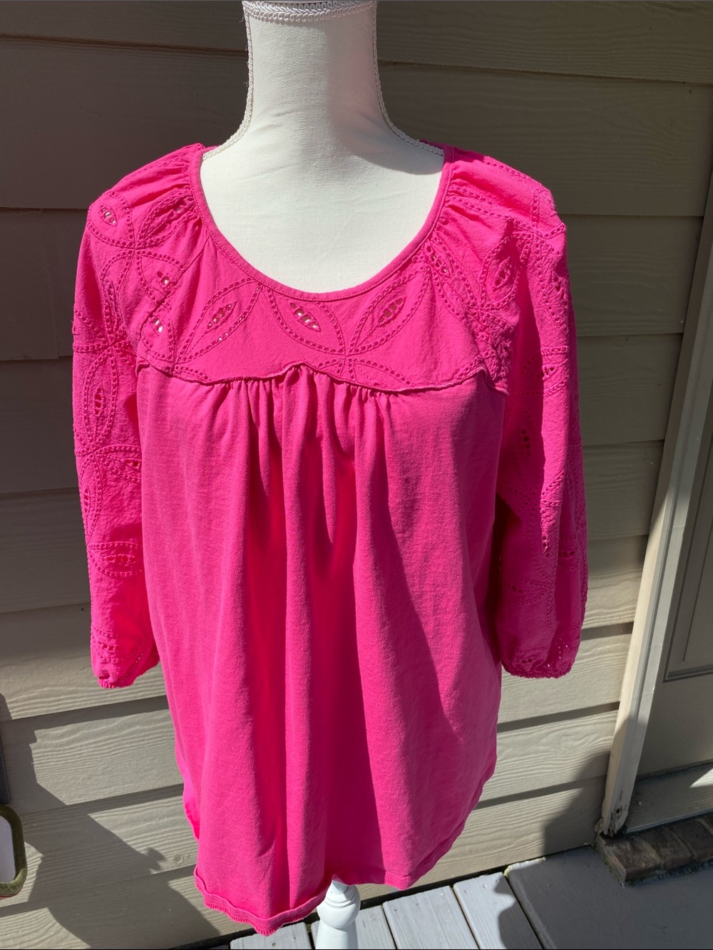4/$20 pink Cato blouse
